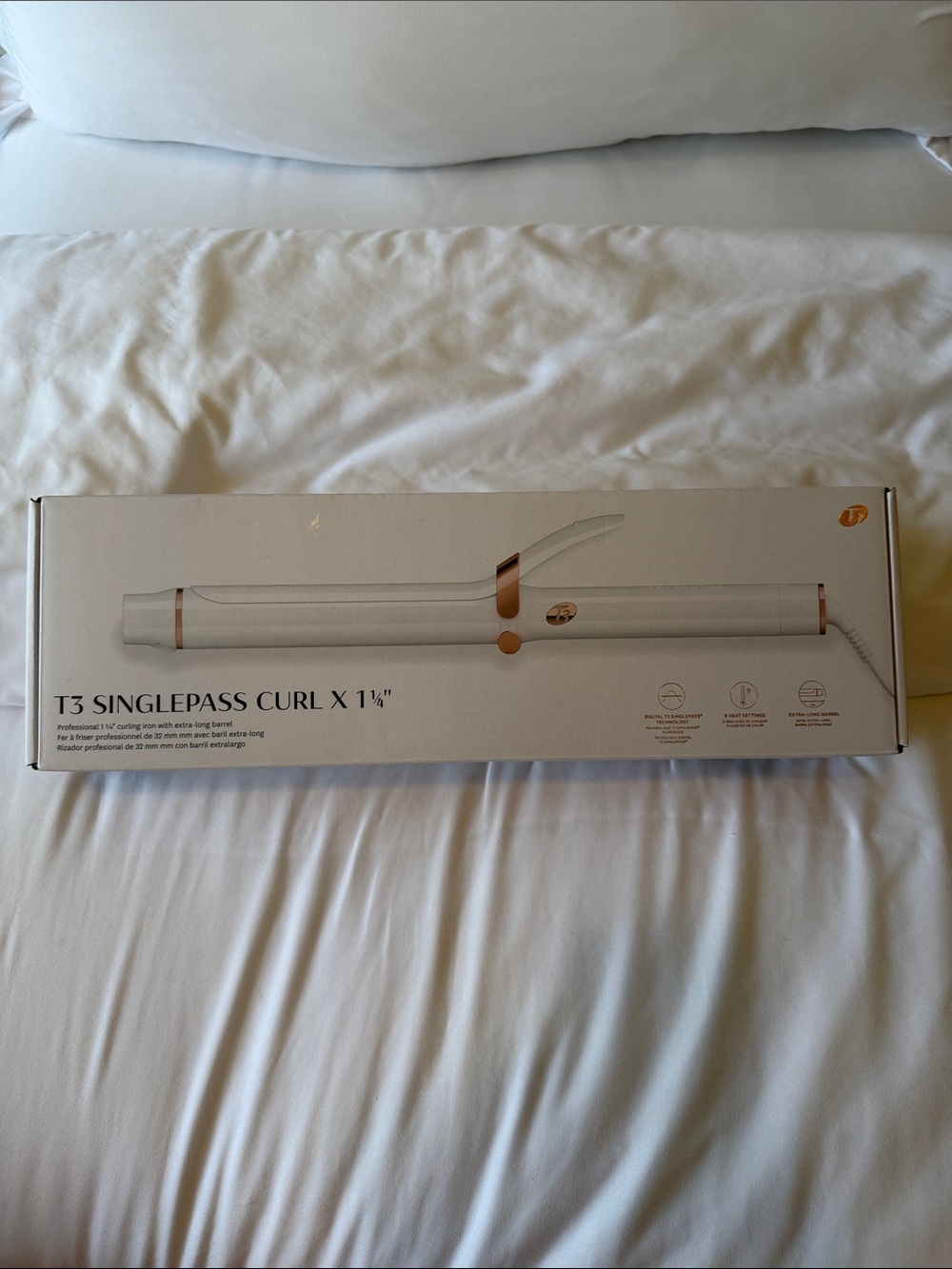 T3 SinglePass Curl X 1¼" Curling Iron - White and Rose Gold Accents